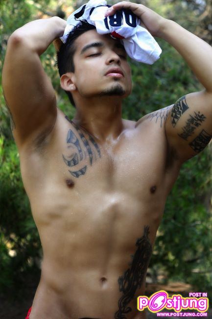 หนุ่มลาตินโชว์หวิว(ไมโป้)