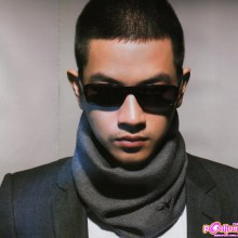 โทนี่ รากแก่น จากนิตยสาร Esquire