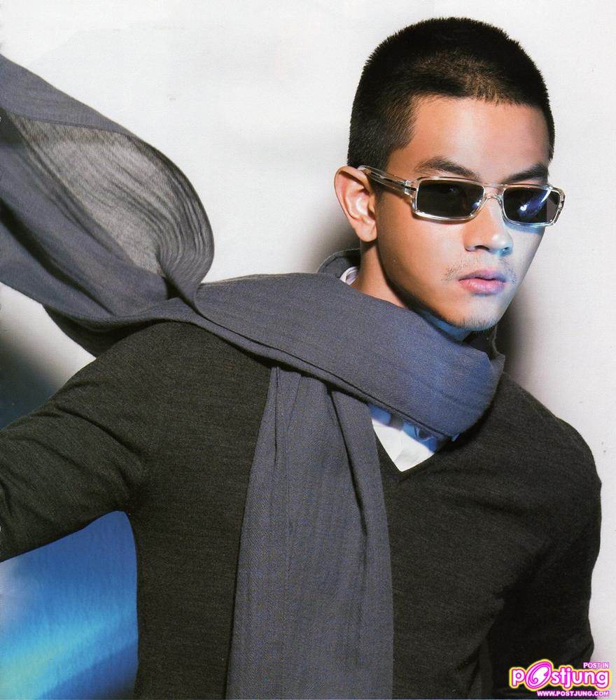 โทนี่ รากแก่น จากนิตยสาร Esquire