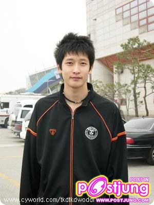 นักวอลเลย์บอลชายเกาหลี