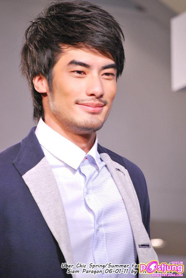 บอย ปกรณ์ เดินแบบงานUber chic spring summer fashion 2011