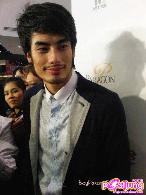 บอย ปกรณ์ เดินแบบงานUber chic spring summer fashion 2011