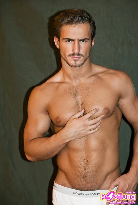 Photoshoot men  album 137