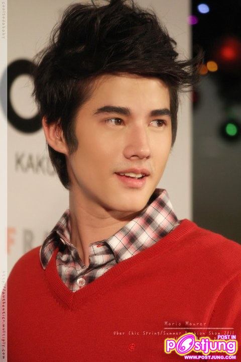 มาริโอ้ เดินแบบงานUber Chic Spring Summer Fashion  2011