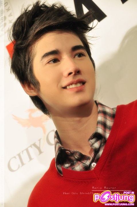มาริโอ้ เดินแบบงานUber Chic Spring Summer Fashion  2011
