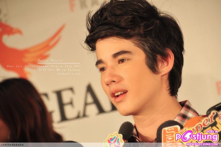 มาริโอ้ เดินแบบงานUber Chic Spring Summer Fashion  2011