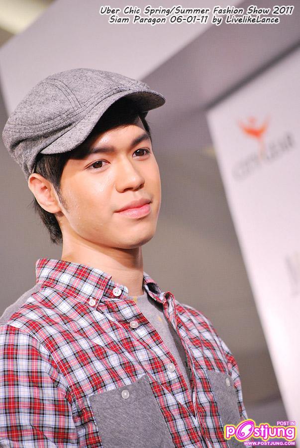 (ดารา-นักร้องชาย) งานเดินแบบ Uber Chic Spring & Summer Fashion 2011 @ Siam Paragon