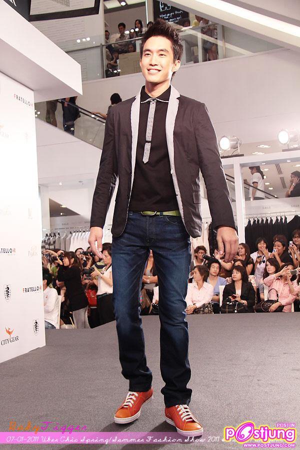 (ดารา-นักร้องชาย) งานเดินแบบ Uber Chic Spring & Summer Fashion 2011 @ Siam Paragon