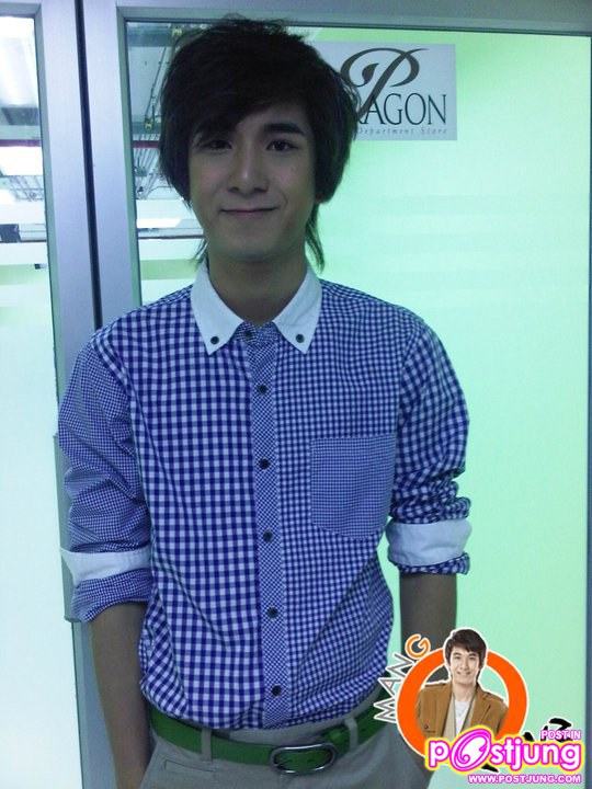 (เก็บตก) เซน&สิงโต งานUber chic spring summer fashion 2011