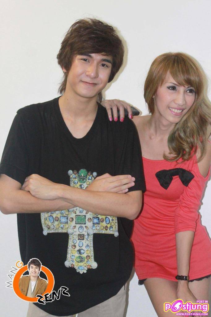 (เก็บตก) เซน&สิงโต งานUber chic spring summer fashion 2011