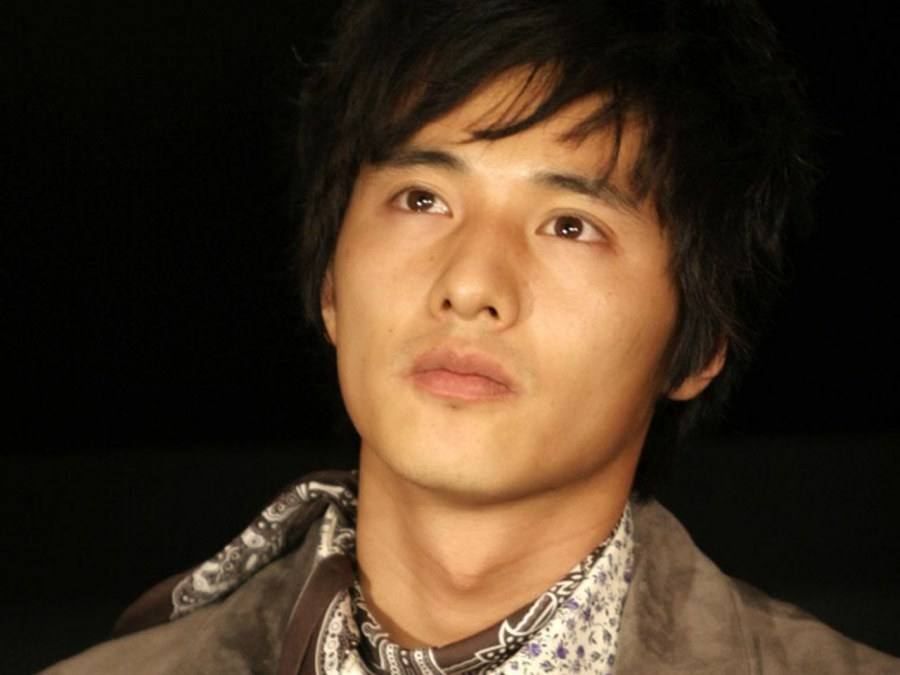 มาดูพัฒนาการความหล่อ ของ วอน บิน กัน