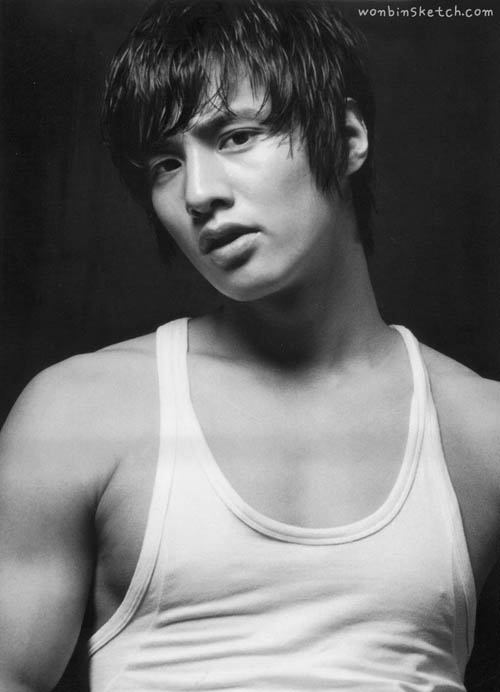 มาดูพัฒนาการความหล่อ ของ วอน บิน กัน