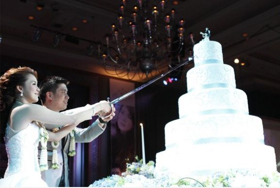 เก็บตก วิวาห์หวานฉ่ำ นิหน่า แบงค์  งานแต่งดาราคู่แรกแห่ง ปี2011