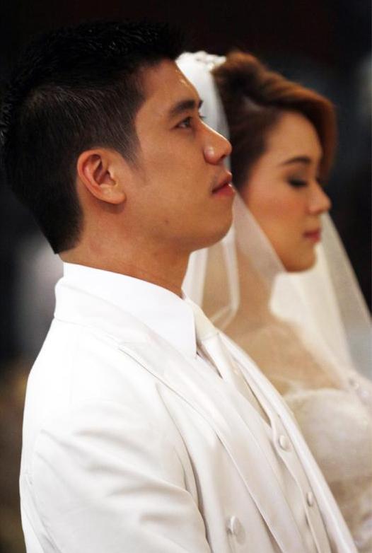 พิธีในโบสถ์ อสัมชัญบางรัก