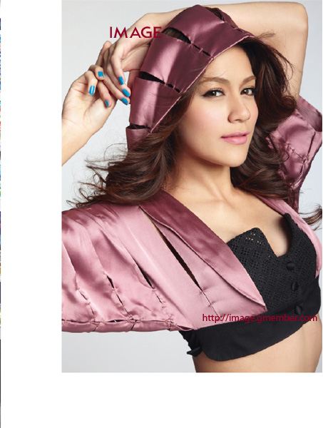 มิ้นต์ ญาญ่า มาร์กี้ คิมเบอลี่ @IMAGE January 2011