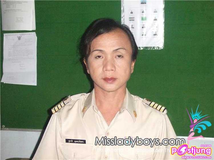 เจ๊กบ.. ผู้ใหญ่บ้านยุคการเมืองหลากสี