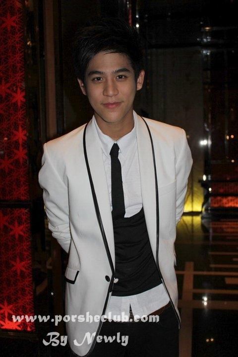 พอร์ช ศรัณย์ งานเยี่ยมเยือน 7 สี