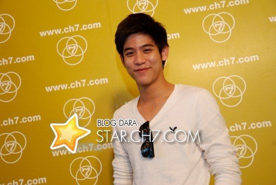 พอร์ช ศรัณย์ งานเยี่ยมเยือน 7 สี