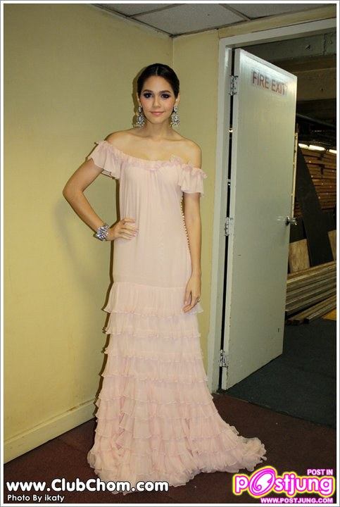 ชมพู่ งานคมชัดลึก อวอร์ด ครั้งที่ 8