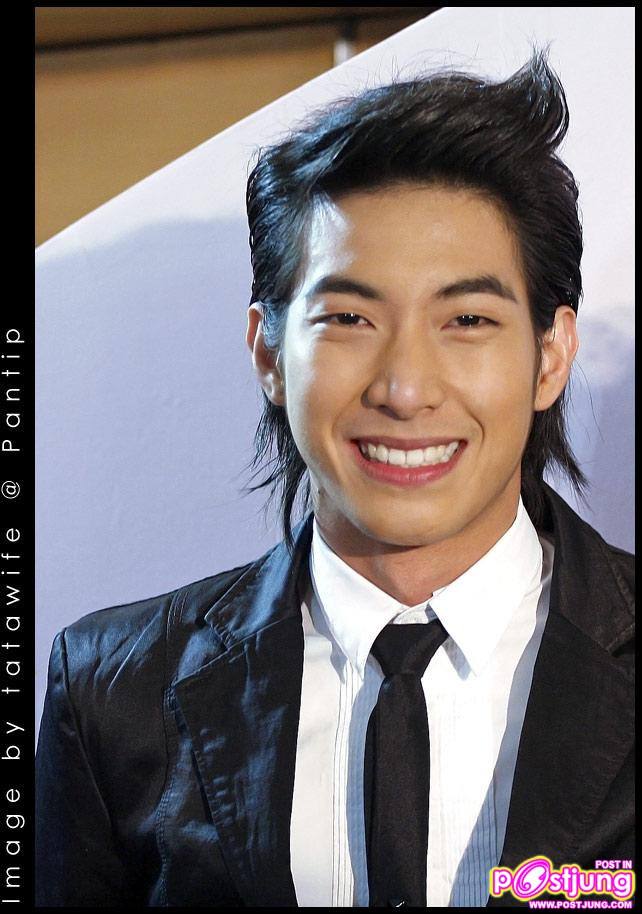 โตโน่ & แกรนด์ งานคมชัดลึก อวอร์ด ครั้งที่ 8