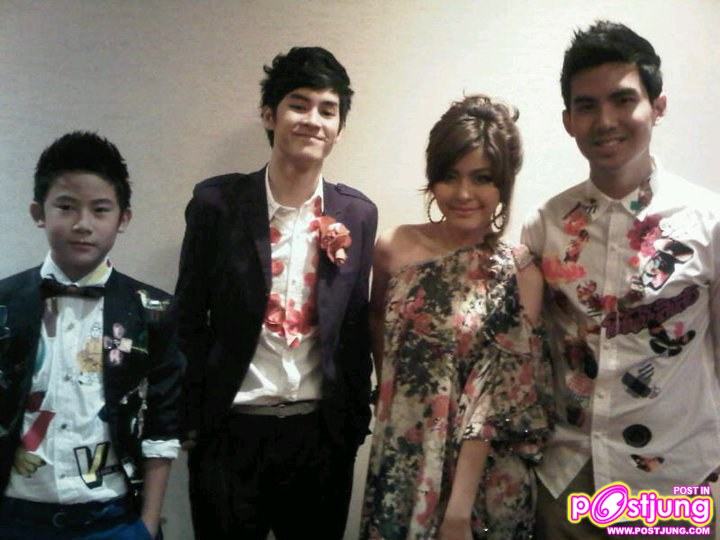 หนูนา เต๋อ เก้า เฟม งานคมชัดลึก อวอร์ด ครั้งที่ 8