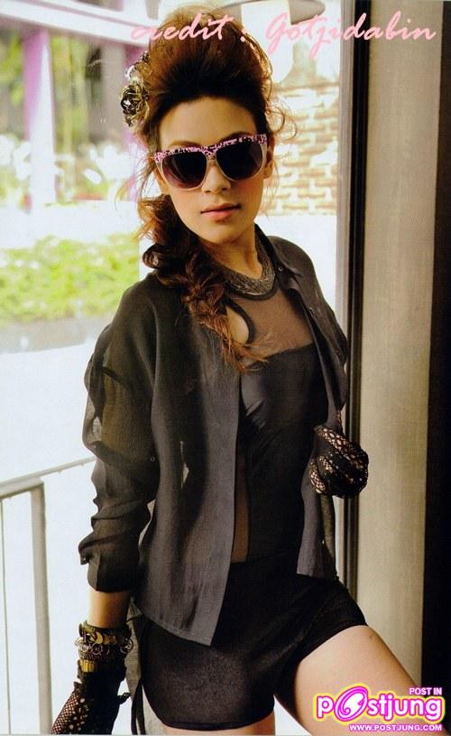 คิมเบอลี่ @ขวัญเรือน vol.940 Jan.2011