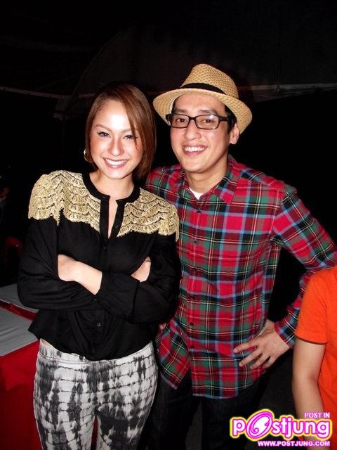 รวมมิตรขวัญถ่ายรูปคู่กับดารา