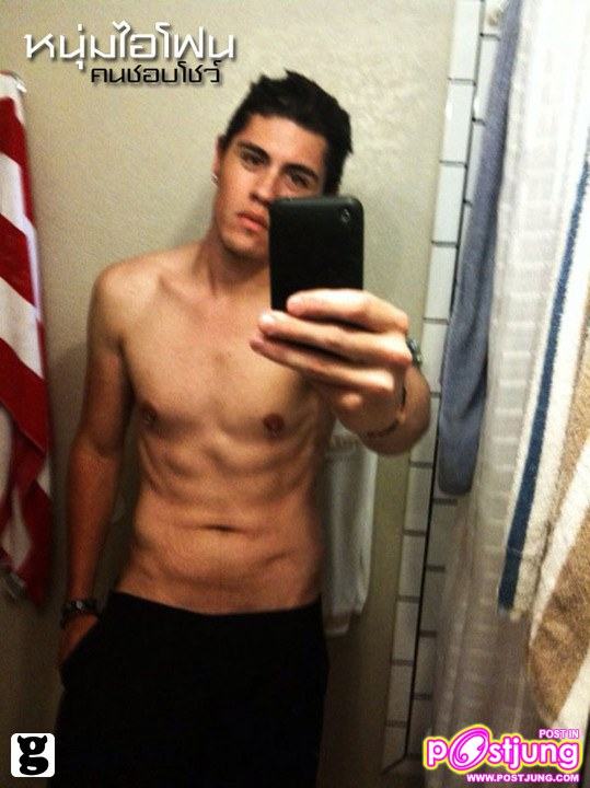 หนุุ่่มไอโฟน หล่อเซ็กซี่ทั้งนั้น
