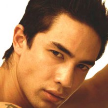 กริ๊ดดดด ไม่โป๊ เลยอ่ะ หล่อมากด้วย OK ผ่าน