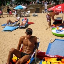 โพสอีกรอบ หนุ่มหุ่นดี