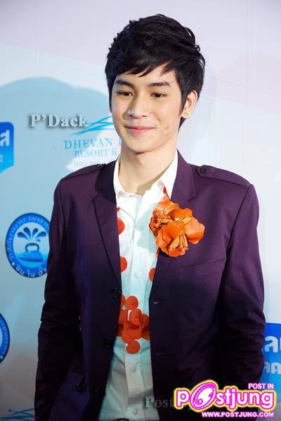 บอย ปกรณ์, ณเดชน์, เก้า งานคม ชัด ลึก Award