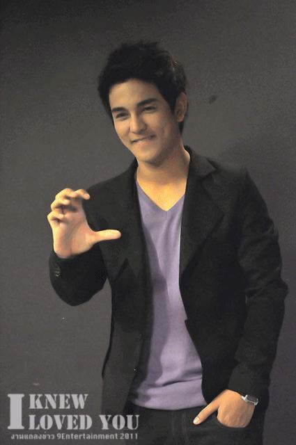 กััน งานแถลงข่าว 9Entertain 2011