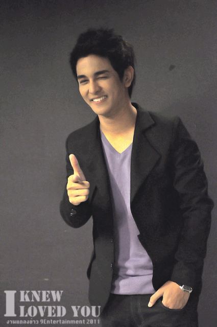 กััน งานแถลงข่าว 9Entertain 2011