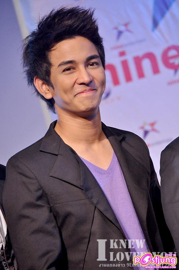 กััน งานแถลงข่าว 9Entertain 2011