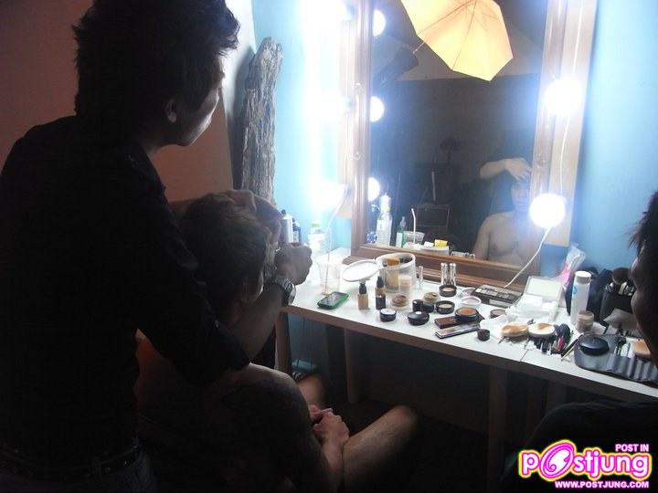 2(x)ist Asia Calendar 2011