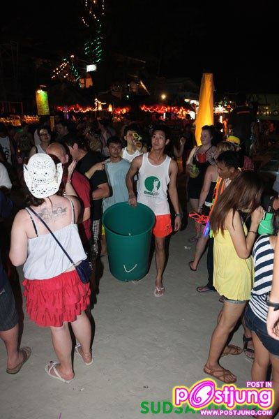 เวียร์ คนหล่อขอทำดีปี 3 @ Full Moon Party เกาะพะงัน