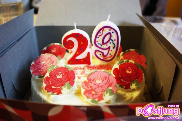 แฟนคลับเซอร์ไพร้สวันเกิดล่วงหน้าให้กับโทนี่