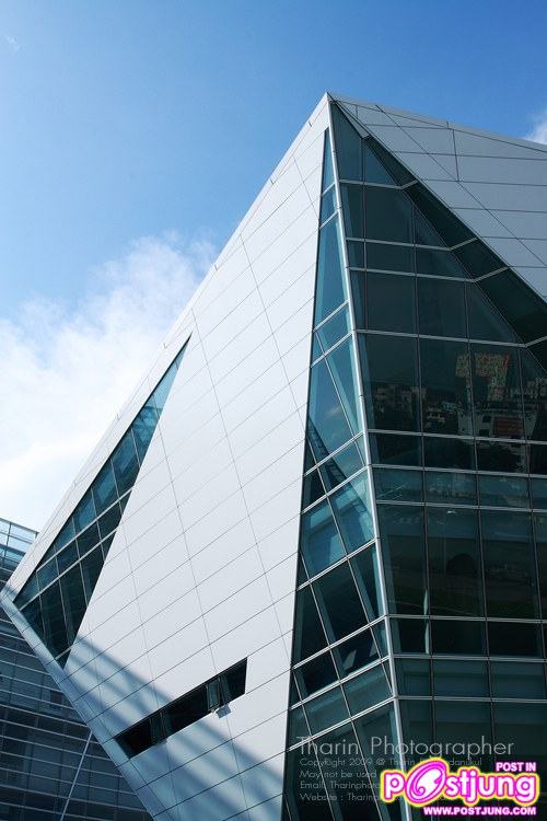 ตึกเพชร ม.กรุงเทพ