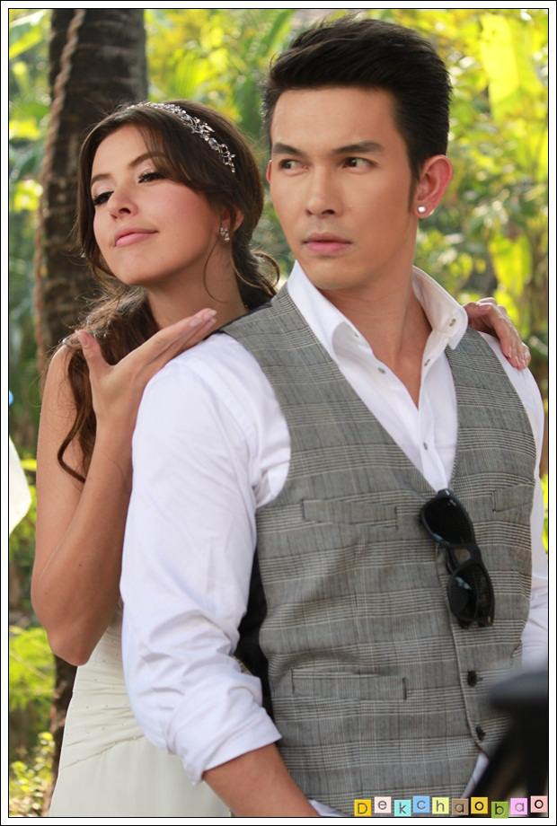 พลอย ริต้า บวงสรวง >>>> " พิมมาลา "