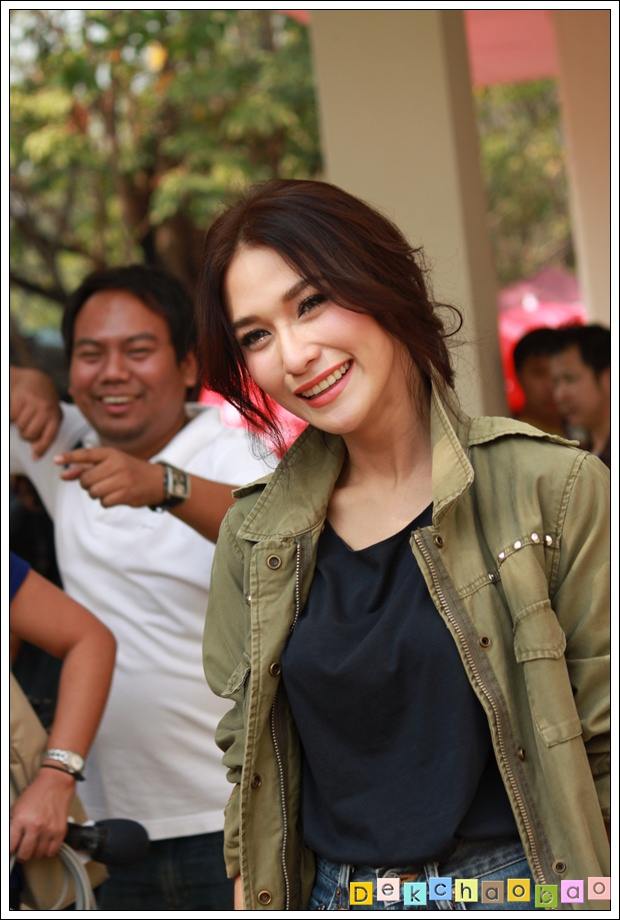 พลอย ริต้า บวงสรวง >>>> " พิมมาลา "