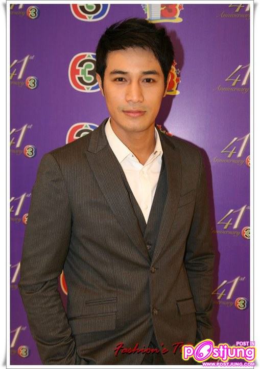 เหล่าดาราช่อง3 ในงานเปิดวิกบิ๊กสาม ครึ่งปีแรก2554