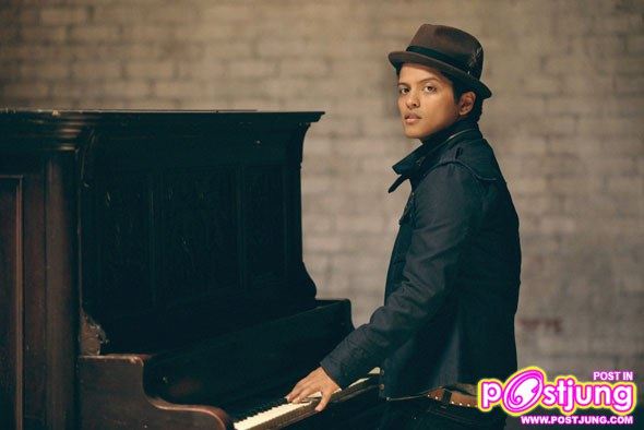 Bruno Mars เป็นใครอยากรู้เข้ามา