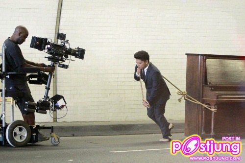 Bruno Mars เป็นใครอยากรู้เข้ามา