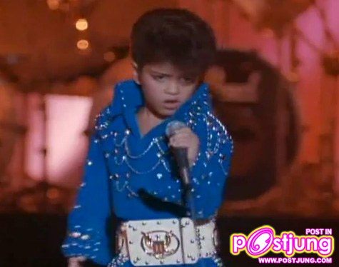 ตอนเด็กๆ คลั่ง เอลวิส