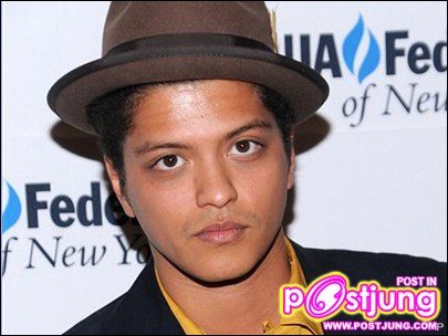 Bruno Mars เป็นใครอยากรู้เข้ามา