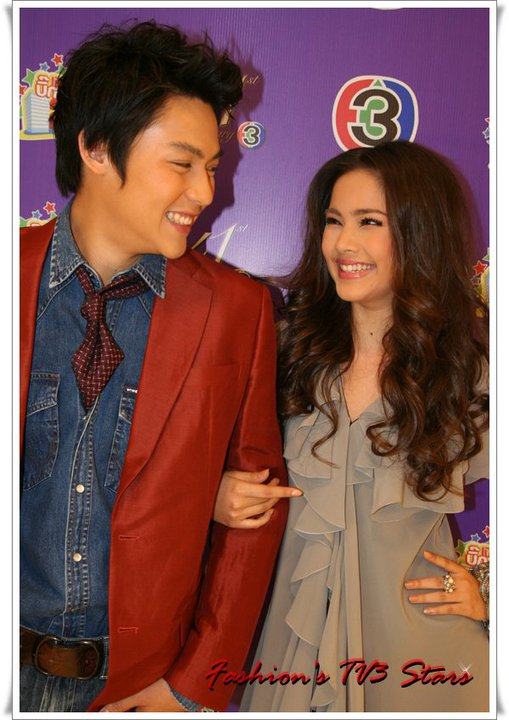 Yaya Urassaya Sperbuen.