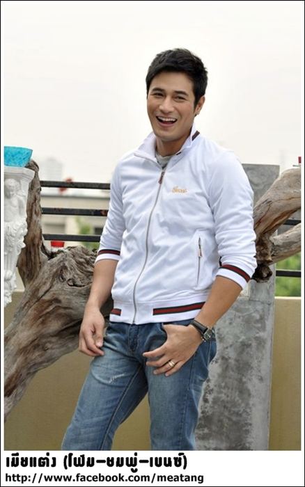 ชมพู่ปะทะเบนซ์ ในเมียแต่ง