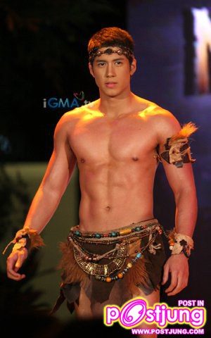 Aljur Abrenica ในบท Machete