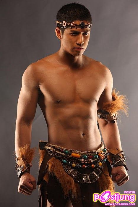 Aljur Abrenica ในบท Machete