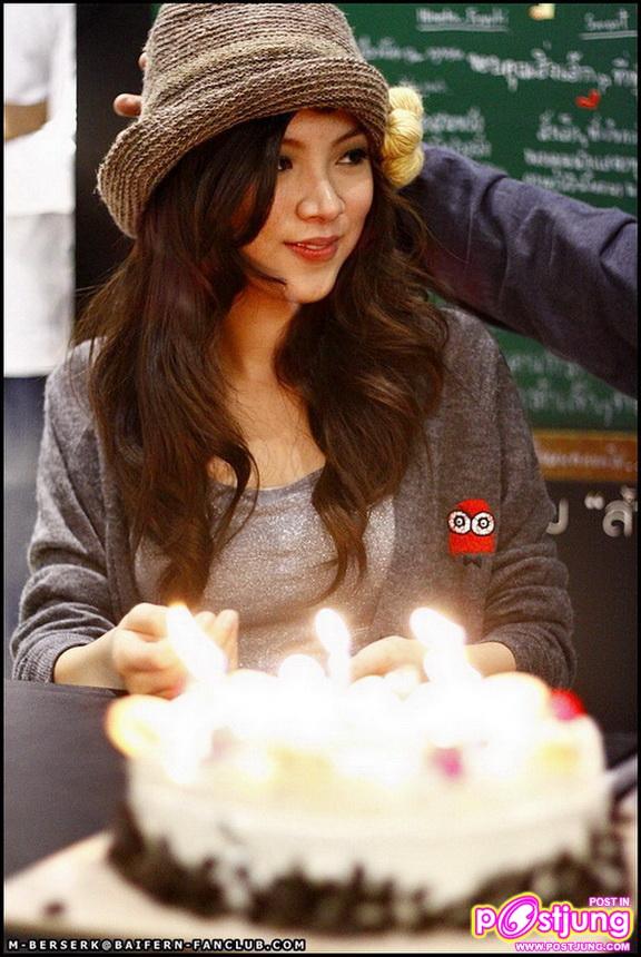 ใบเฟิร์น งานแจกลายเซ็นต์ Boxset สิ่งเล็กๆที่เรียกว่ารัก @ CTW